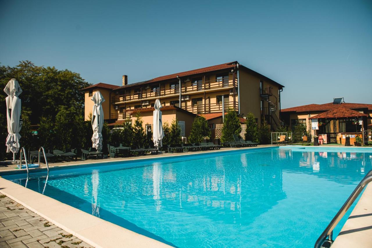 Hanul Lui Bogdan Economy Inn Faget  Экстерьер фото