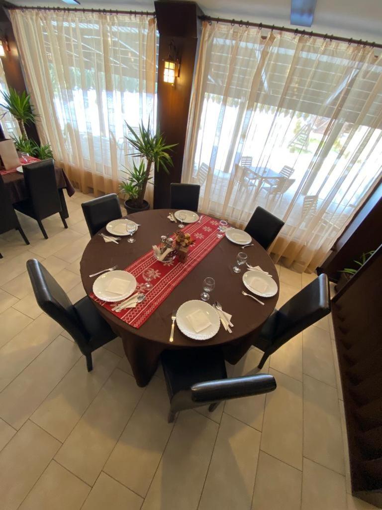 Hanul Lui Bogdan Economy Inn Faget  Экстерьер фото