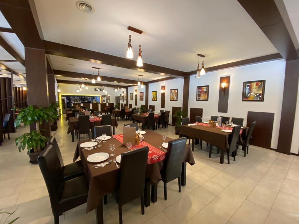 Hanul Lui Bogdan Economy Inn Faget  Экстерьер фото